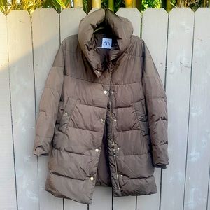 Brown Zara  puffy warm jacket. Mint condition!
